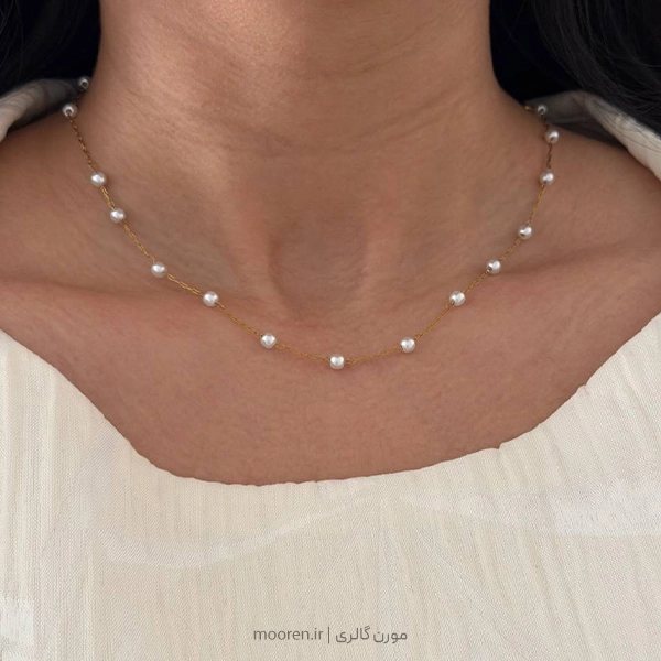 گردنبند مرواریدی استیل طلایی با مرواریدهای سفید مدل